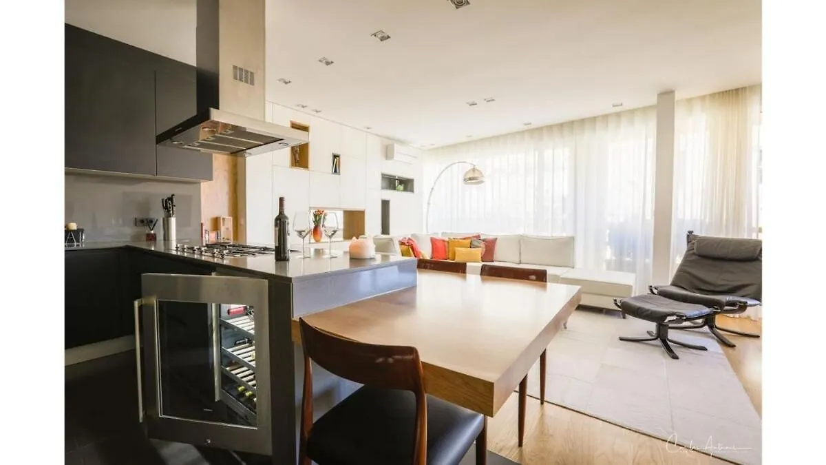 Apartment Superb Modern And Unique Liberdade Apt Lisbon